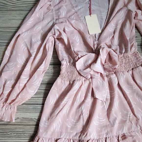 Blush Ruffle Front Tie Romper Dress Medium - Picture 7 of 7